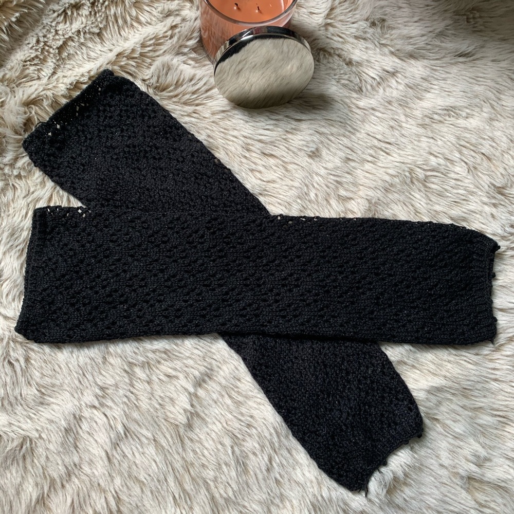 🦋3/$25 Black w/Metallic Thread Leg Warmers